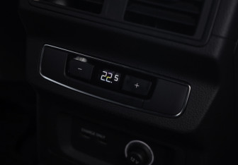 Подержанный автомобиль Audi Q5 2020 года (30 фото)
