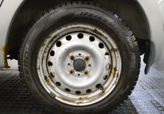 Подержанный автомобиль LADA (ВАЗ) Kalina Hatchback 2013 года (9 фото)