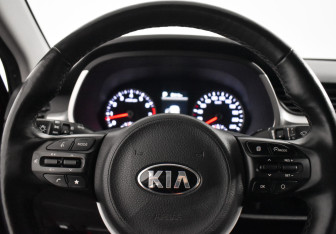 Подержанный автомобиль Kia Rio Sedan 2020 года (17 фото)