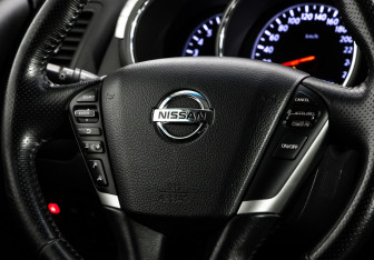 Подержанный автомобиль Nissan Murano Suv 2015 года (12 фото)