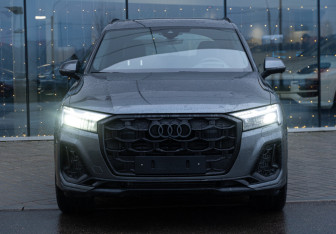 Новый Audi Q7 2024 (4 фото)
