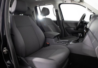 Подержанный автомобиль Volkswagen Amarok 2012 года (17 фото)