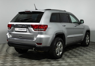 Подержанный автомобиль Jeep Grand Cherokee 2012 года (5 фото)