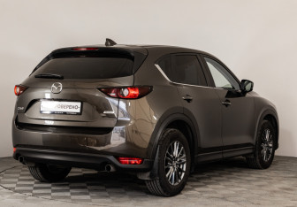 Подержанный автомобиль Mazda CX-5 2018 года (5 фото)
