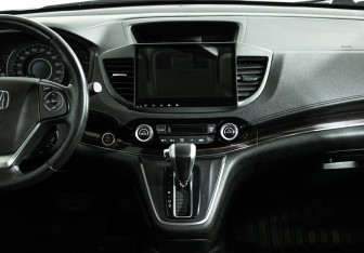 Подержанный автомобиль Honda CR-V 2015 года (14 фото)