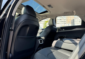 Новый Kia K5 2025 (10 фото)