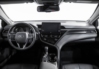 Подержанный автомобиль Toyota Camry Sedan 2021 года (9 фото)