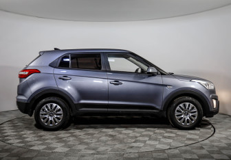 Подержанный автомобиль Hyundai Creta 2018 года (4 фото)