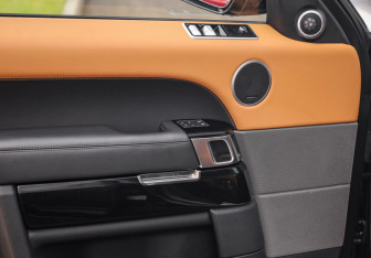 Подержанный автомобиль Land Rover Range Rover Sport 2021 года (22 фото)