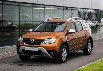 Подержанный автомобиль Renault Duster 2021 года (3 фото)