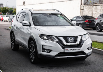 Подержанный автомобиль Nissan X-Trail 2019 года (5 фото)