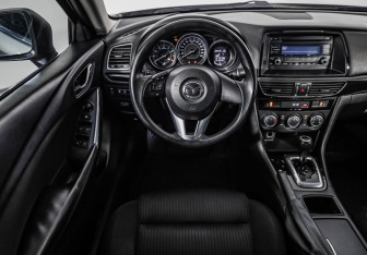 Подержанный автомобиль Mazda 6 Sedan 2012 года (10 фото)