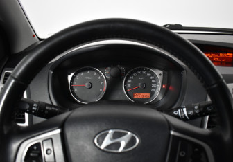 Подержанный автомобиль Hyundai i20 2010 года (12 фото)