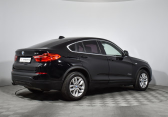 Подержанный автомобиль BMW X4 2015 года (5 фото)