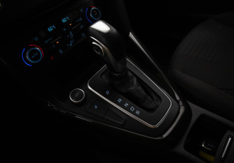 Подержанный автомобиль Ford Focus Wagon 2016 года (14 фото)