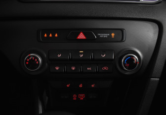 Подержанный автомобиль Kia Sportage 2017 года (15 фото)