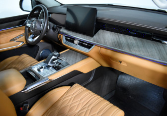 Подержанный автомобиль Tank 500 2023 года (11 фото)