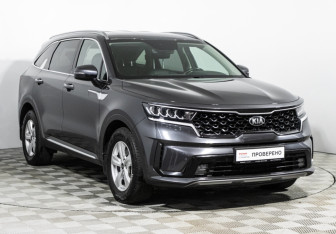 Подержанный автомобиль Kia Sorento 2021 года (3 фото)