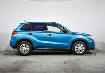 Подержанный автомобиль Suzuki Vitara 2016 года (4 фото)