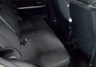 Подержанный автомобиль Suzuki Grand Vitara 2011 года (13 фото)