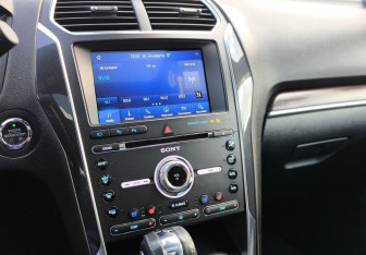 Подержанный автомобиль Ford Explorer 2018 года (21 фото)