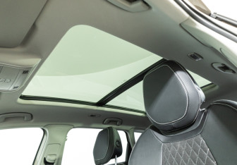 Подержанный автомобиль Skoda Karoq 2020 года (17 фото)