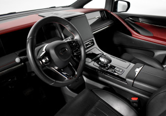 Подержанный автомобиль GAC M8 2024 года (9 фото)