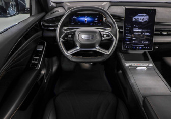 Подержанный автомобиль Geely Preface 2024 года (11 фото)