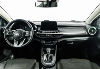 Подержанный автомобиль Kia Forte Sedan 2019 года (13 фото)
