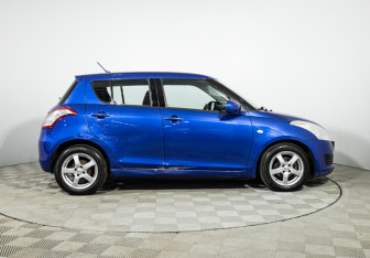 Подержанный автомобиль Suzuki Swift Hatchback 2011 года (4 фото)