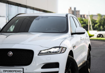 Подержанный автомобиль Jaguar F-Pace 2020 года (2 фото)