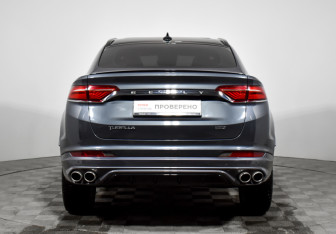 Подержанный автомобиль Geely Tugella 2022 года (6 фото)