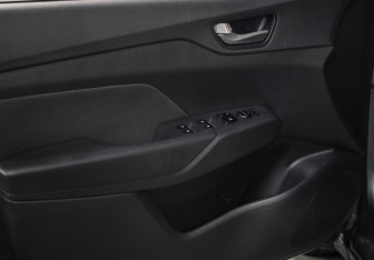 Подержанный автомобиль Hyundai Solaris Sedan 2019 года (18 фото)