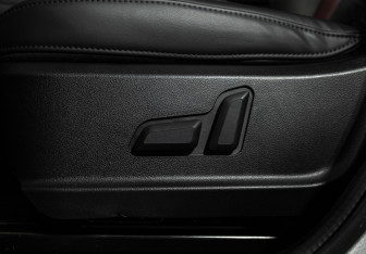 Подержанный автомобиль Haval F7 2023 года (21 фото)