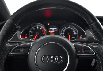 Подержанный автомобиль Audi A5 Coupe 2014 года (16 фото)