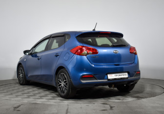 Подержанный автомобиль Kia Ceed Hatchback 2014 года (7 фото)