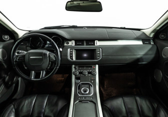 Подержанный автомобиль Land Rover Range Rover Evoque 2014 года (13 фото)