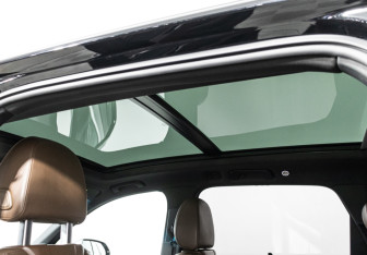 Подержанный автомобиль Audi Q7 2017 года (15 фото)