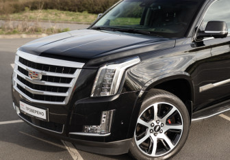 Подержанный автомобиль Cadillac Escalade Suv 2017 года (2 фото)