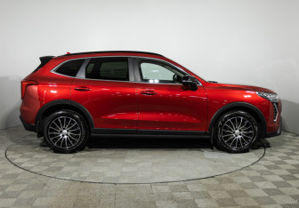Подержанный автомобиль Haval Jolion 2024 года (4 фото)
