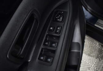 Подержанный автомобиль Mitsubishi Outlander 2018 года (16 фото)