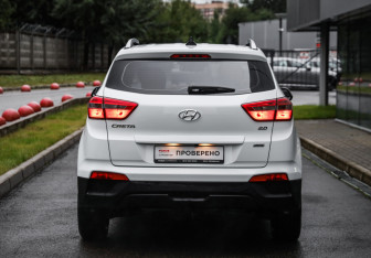 Подержанный автомобиль Hyundai Creta 2017 года (7 фото)