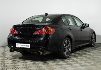 Подержанный автомобиль Infiniti G Sedan 2010 года (5 фото)