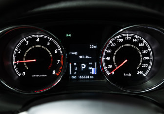 Подержанный автомобиль Mitsubishi ASX 2014 года (12 фото)