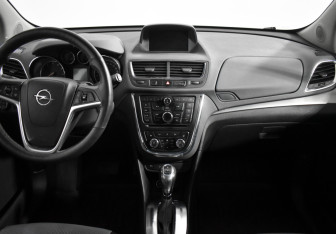 Подержанный автомобиль Opel Mokka 2013 года (14 фото)