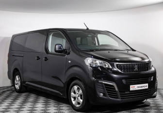 Подержанный автомобиль Peugeot Traveller 2021 года (3 фото)