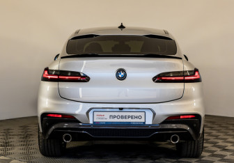 Подержанный автомобиль BMW X4 2019 года (6 фото)