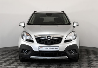 Подержанный автомобиль Opel Mokka 2014 года (2 фото)