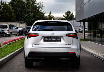 Подержанный автомобиль Lexus NX 2016 года (6 фото)