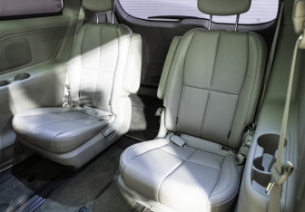 Подержанный автомобиль Kia Carnival 2019 года (23 фото)